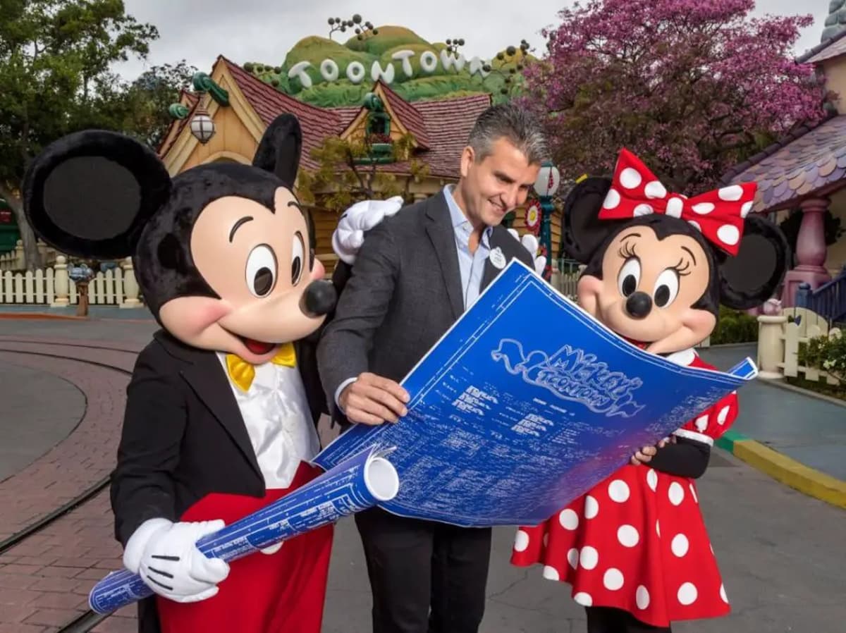 JoshDAmaroDisneYn-1024×766-1
